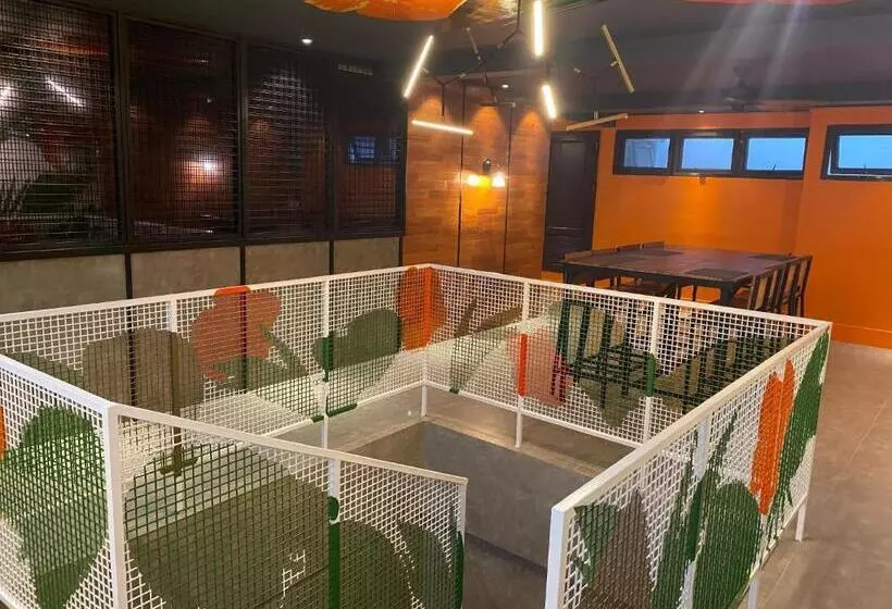 هاستل Kommons By Kamino