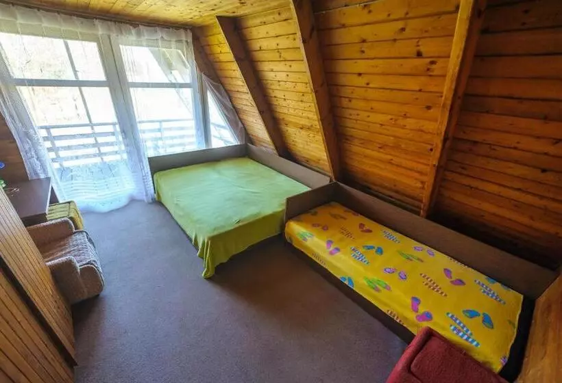 هاستل Nostalgija Pervalkoje