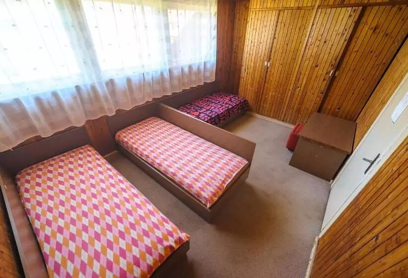 هاستل Nostalgija Pervalkoje