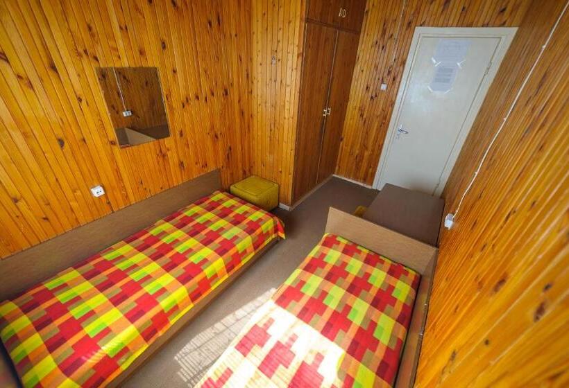 هاستل Nostalgija Pervalkoje