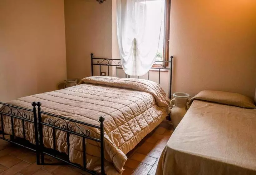 ホテル Agriturismo La Sena
