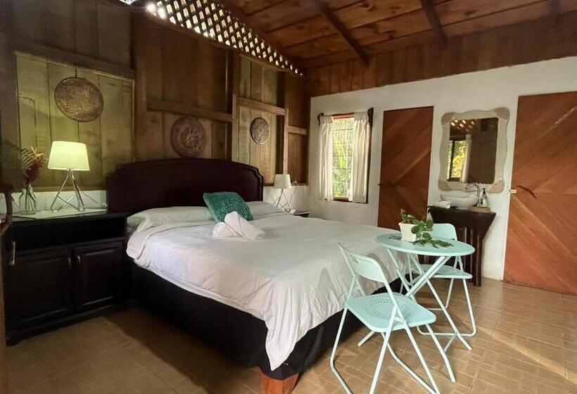 בית מלון כפרי El Zota