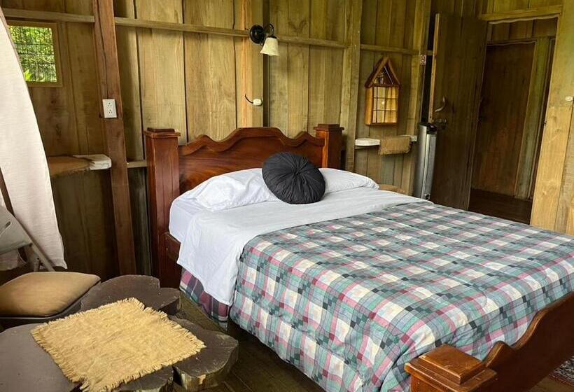 בית מלון כפרי El Zota