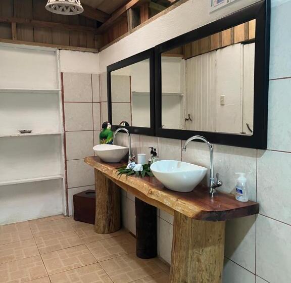 בית מלון כפרי El Zota