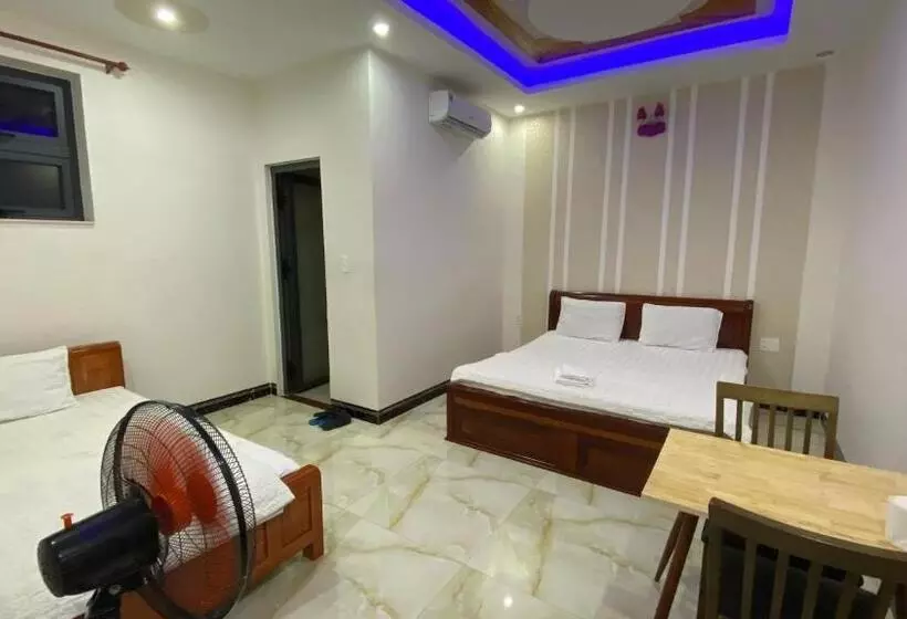 Motel Quốc Việt
