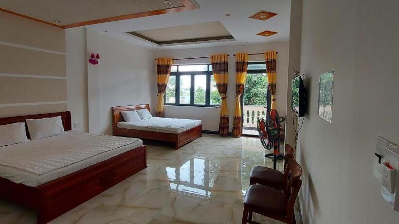 Motel Quốc Việt