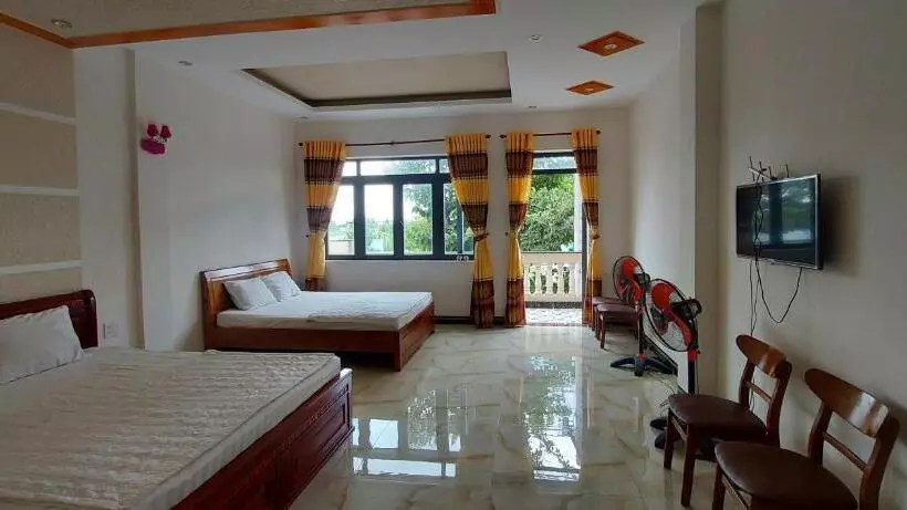 Motel Quốc Việt