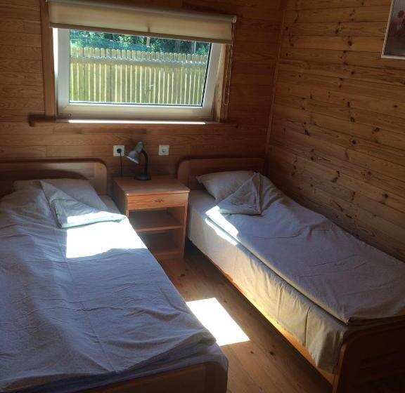 پانسیون Viesu Nams Zivtiņi