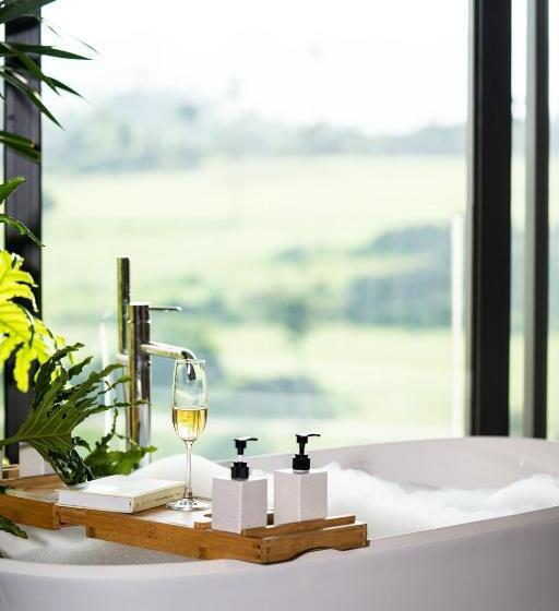 The Five Villas & Resort Ninh Binh