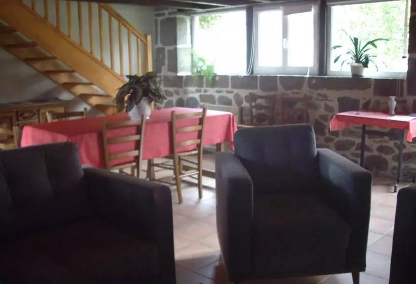 Aamiaismajoitus (B&B) Ferme De Lamourio