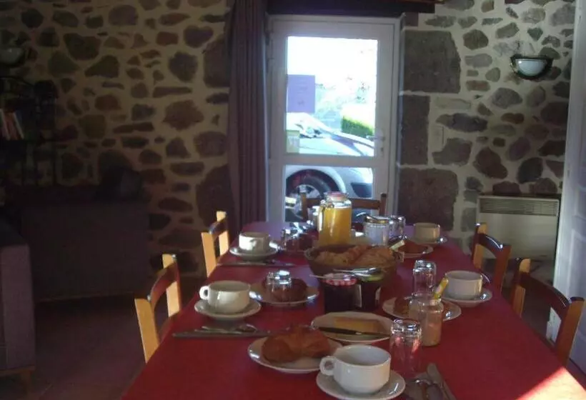 Aamiaismajoitus (B&B) Ferme De Lamourio