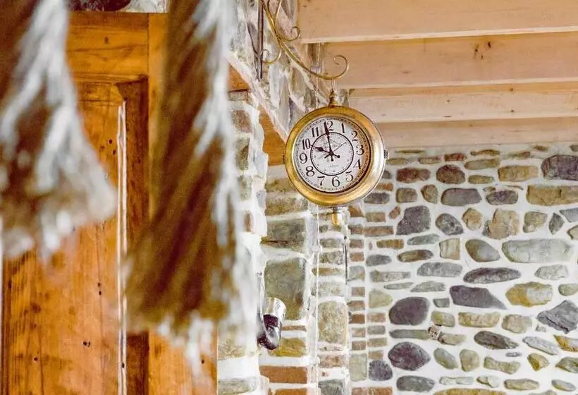 هتل Chateau Ikalto