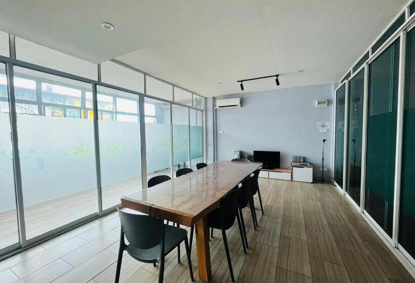 Semrock Hotel 仙乐酒店