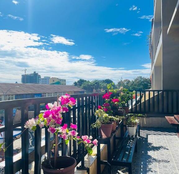 Semrock Hotel 仙乐酒店