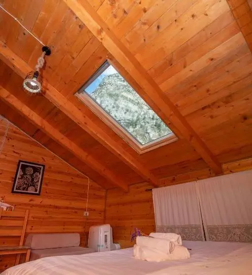 ペンション Bee Eco Guest House