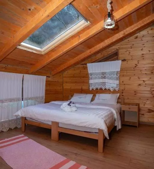 ペンション Bee Eco Guest House