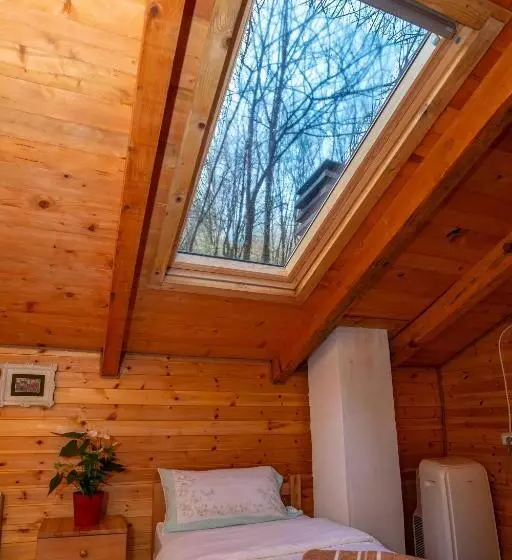 ペンション Bee Eco Guest House