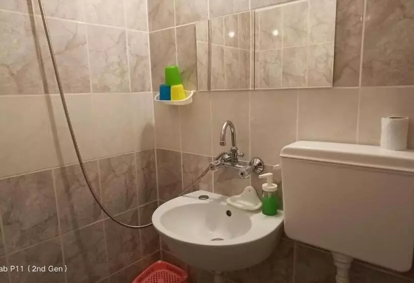 Majatalo Granichar 3 Surfa