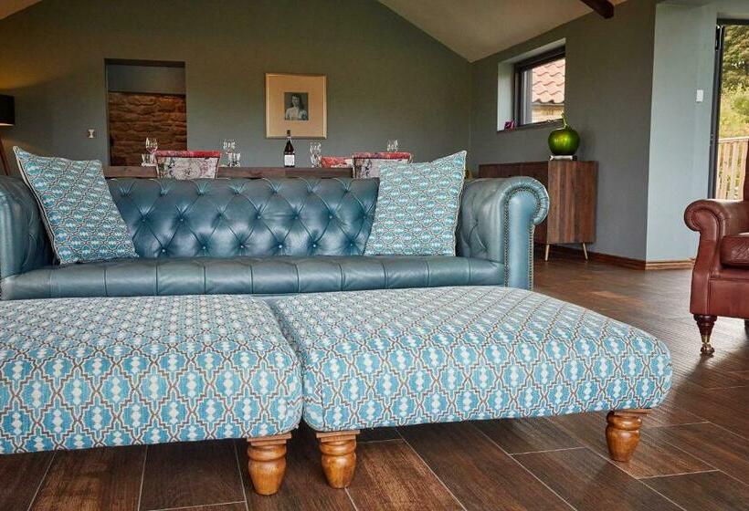 펜션 Woodland Barn