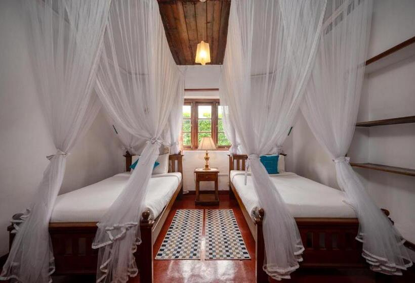 Resort Kelburne Estate