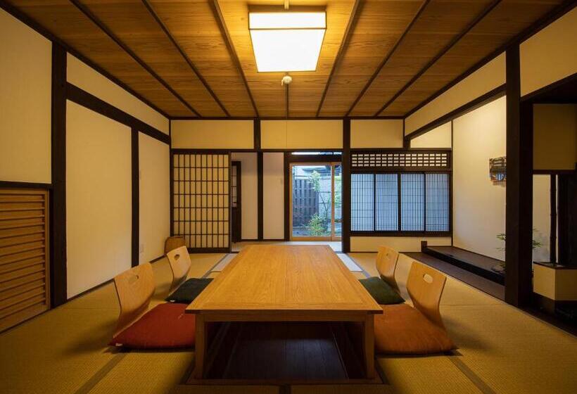 Ryokan 内子の宿 織