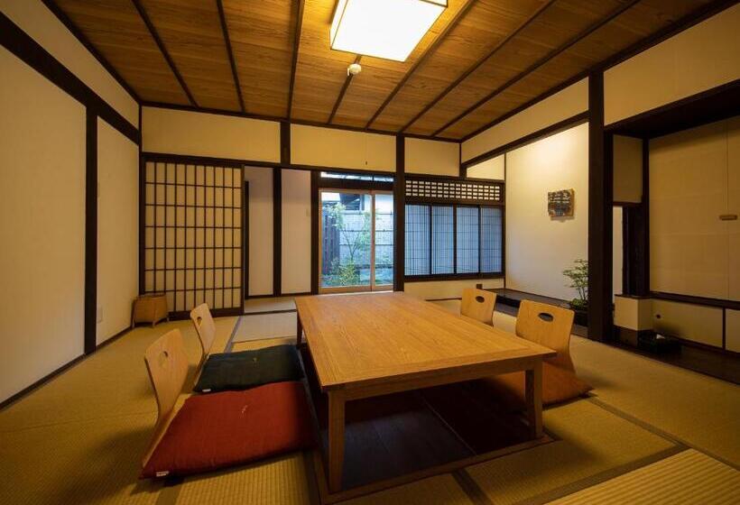 Ryokan 内子の宿 織