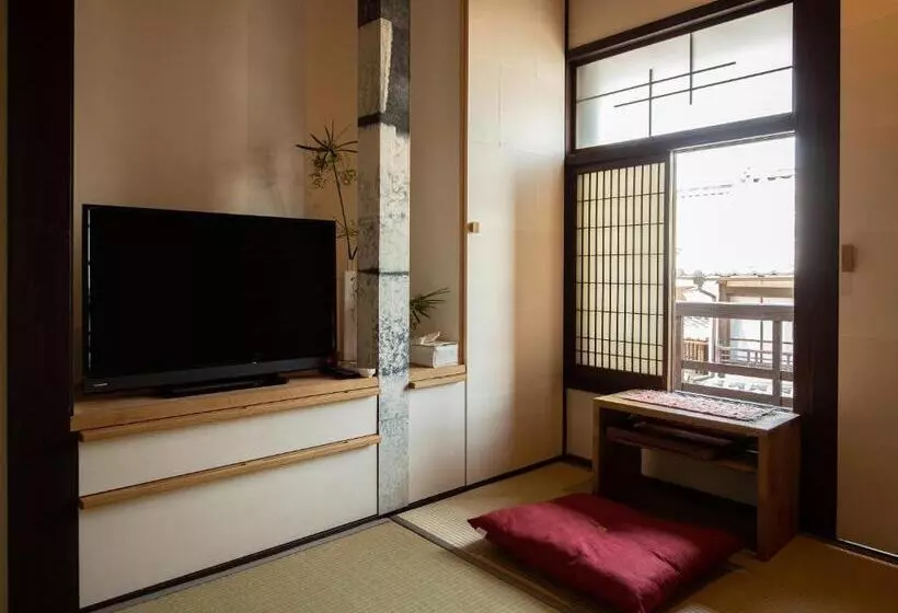 Ryokan 内子の宿 織