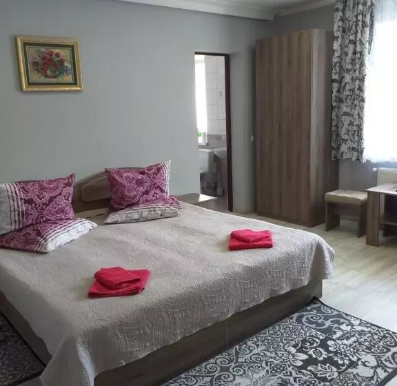 Retkeilymaja усадьба  у артура