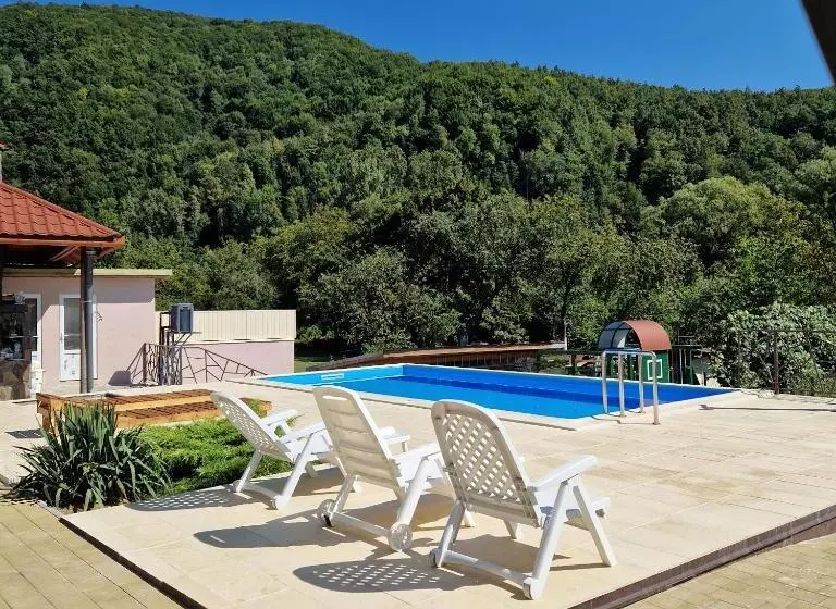 Retkeilymaja усадьба  у артура