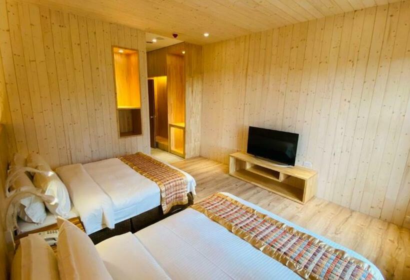 هاستل Flying Cow Ranch