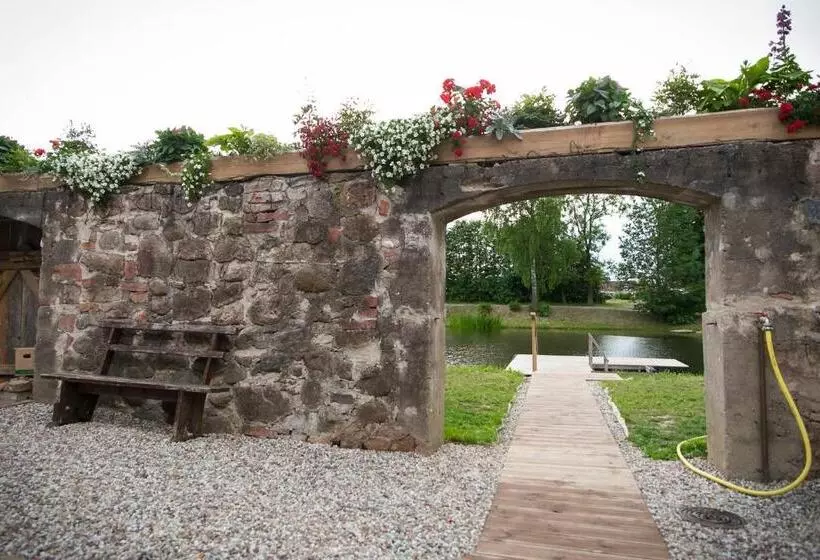 Botique & Spa Hotel Berkenes Manor