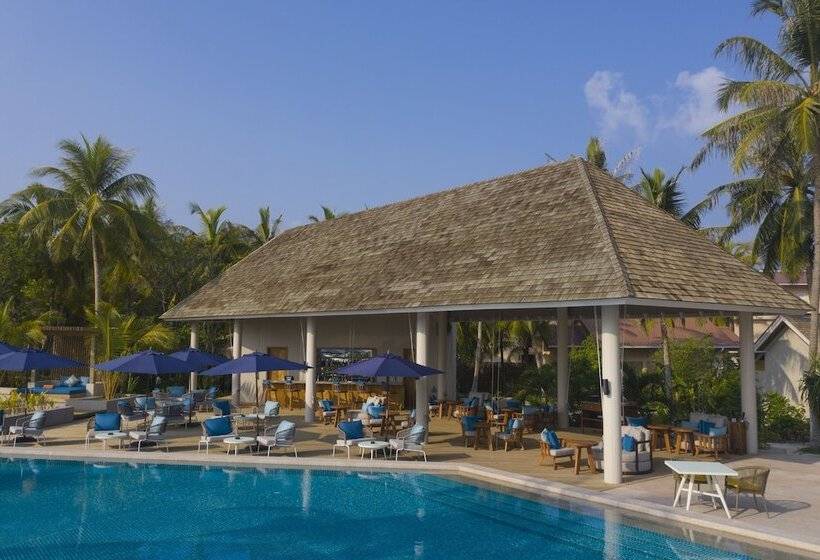 Emerald Faarufushi Resort & Spa   Deluxe All Inclusive