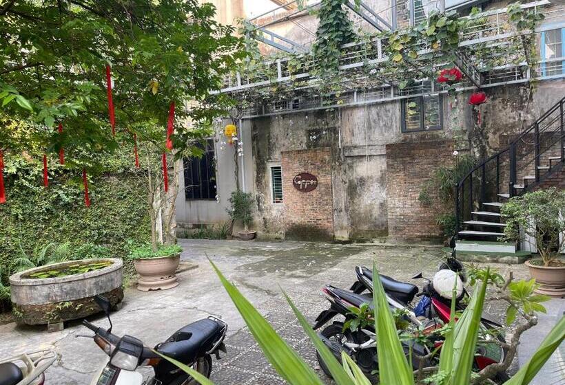 هتل Homestay Minh Tú