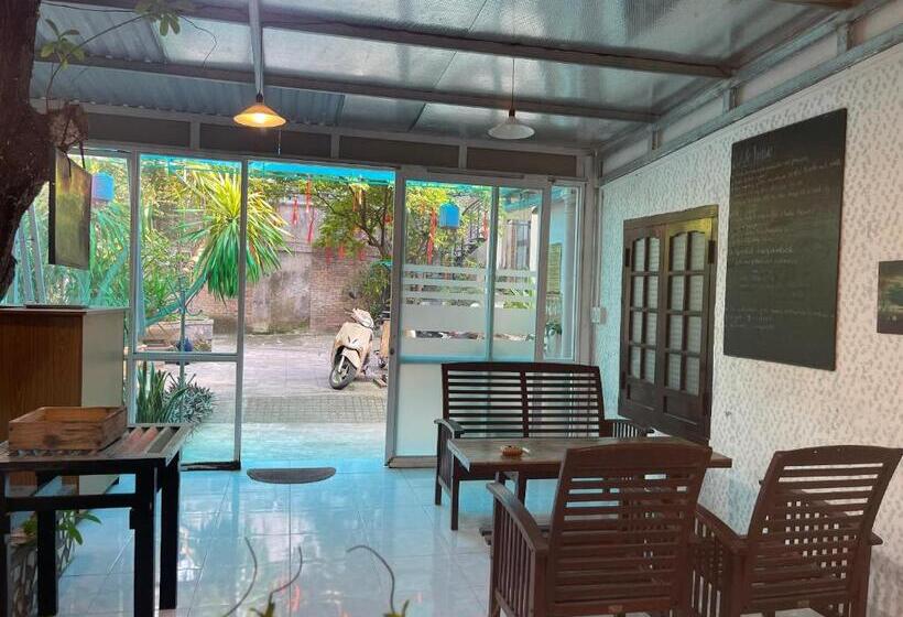 هتل Homestay Minh Tú