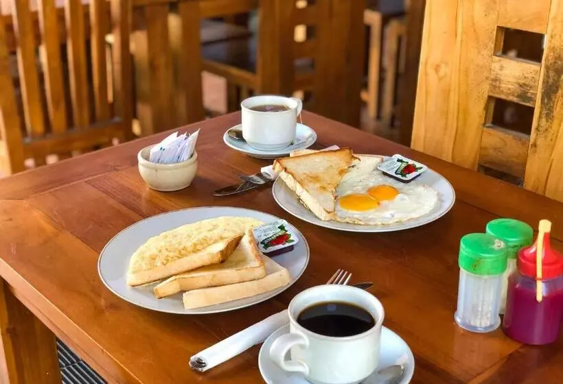 ペンション Doubleg Guest House