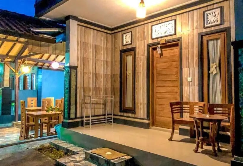 ペンション Doubleg Guest House