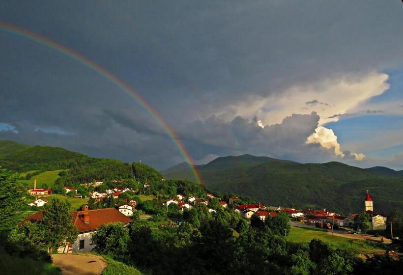 پانسیون Gostilna Tratnik