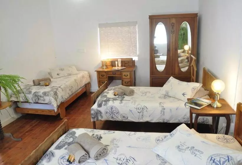 Majatalo Huisie Ommie Hoek