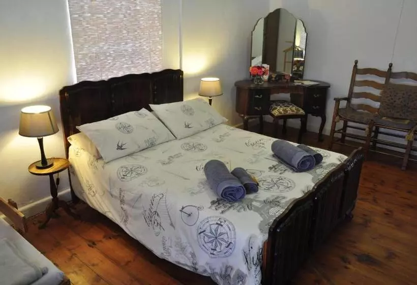 Majatalo Huisie Ommie Hoek