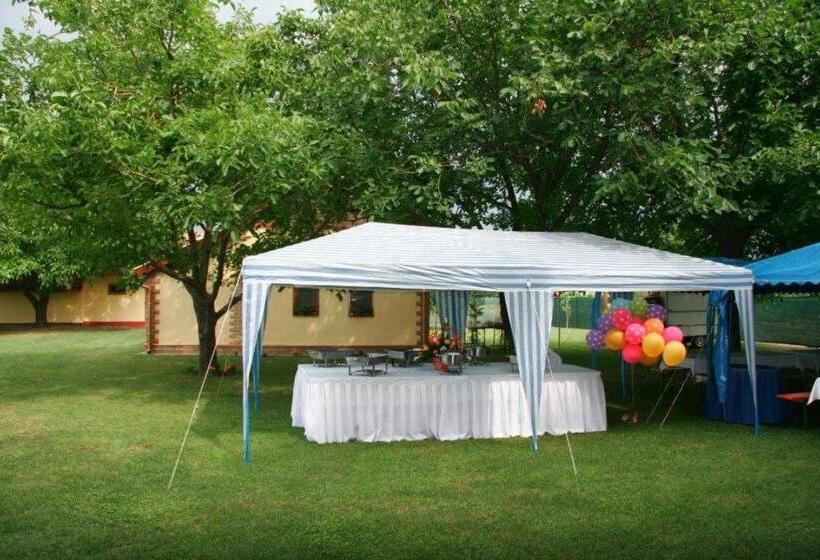 פנסיון Romantika Vendégház