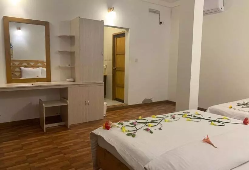 پانسیون Seena Inn