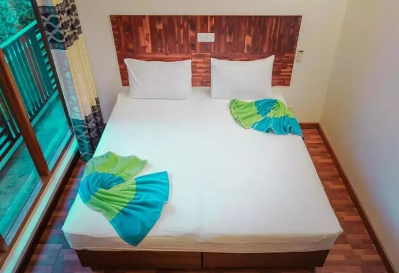 پانسیون Seena Inn