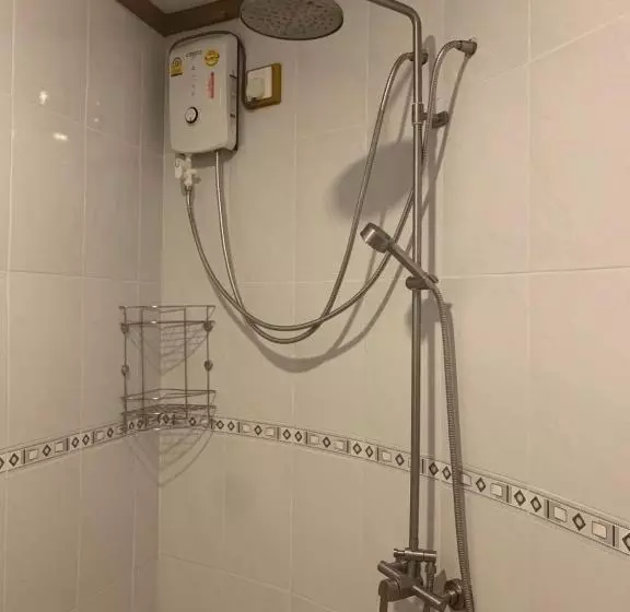 پانسیون Seena Inn