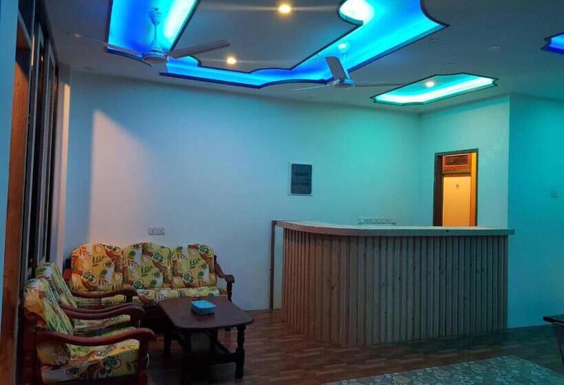 پانسیون Seena Inn