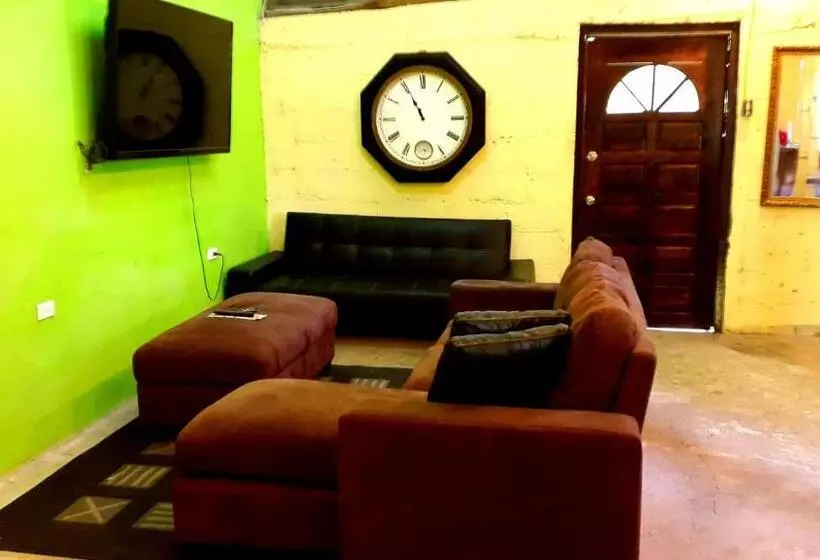 Retkeilymaja Casa Ricky S