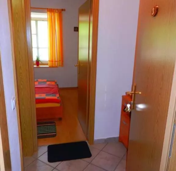 پانسیون Gostilna Stara Pošta