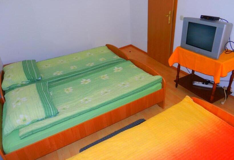 پانسیون Gostilna Stara Pošta