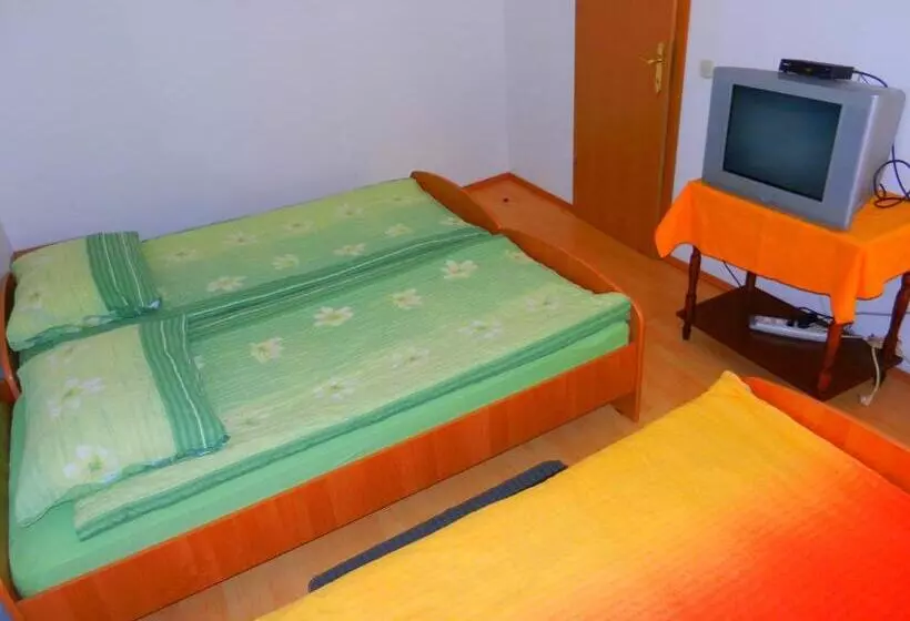 پانسیون Gostilna Stara Pošta