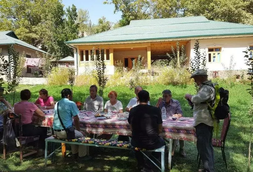 ペンション Hayat Guesthouse Nuratau Mountains