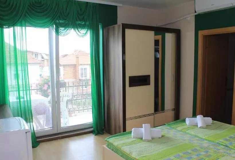 پانسیون Villa Mimi